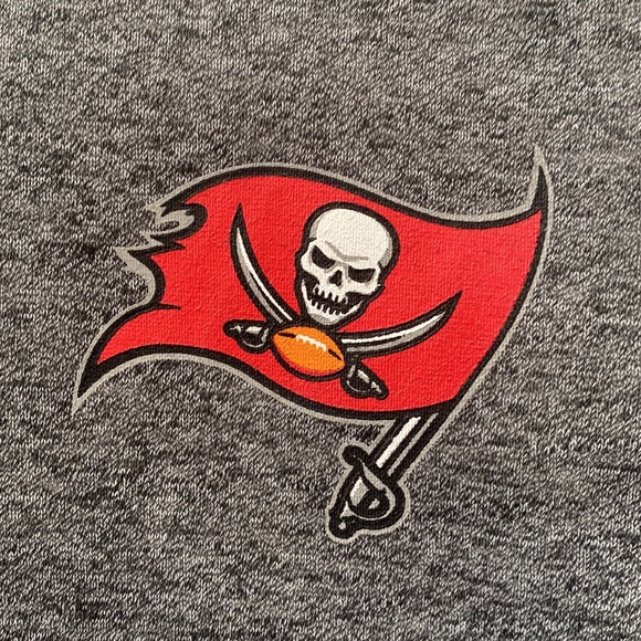 New with tags!!! NFL Tampa Bay Buccaneers Hoodie Jacket XL - Picture 6 of 9